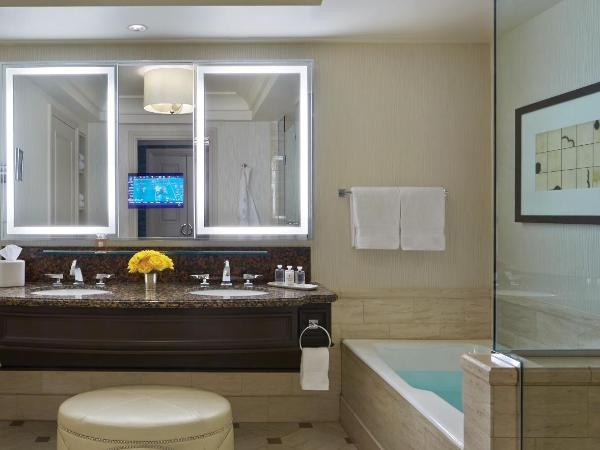 Four Seasons Hotel Las Vegas : photo 1 de la chambre suite panoramique premier - vue sur stade