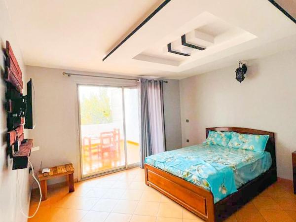 Skate Surf Morocco - Tamraghazout : photo 1 de la chambre appartement avec balcon