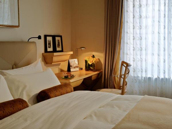 Taj Campton Place : photo 5 de la chambre chambre lit king-size californie