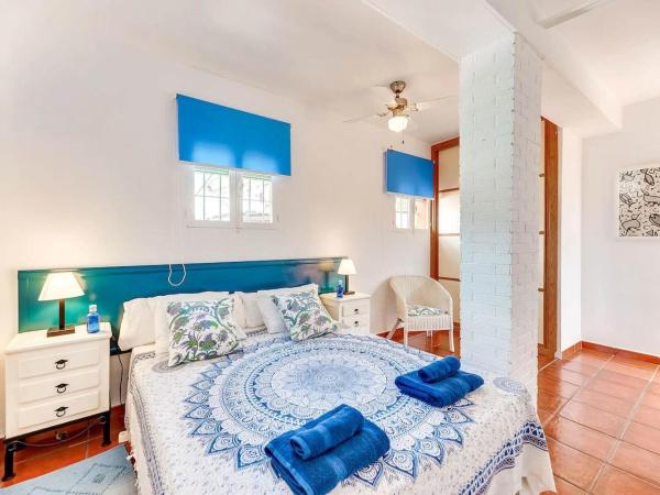 Villa Tiphareth : photo 1 de la chambre chambre double avec salle de bains privative