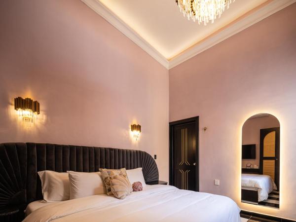 HOLT Hotel De Mi Independencia King Room : photo 7 de la chambre studio