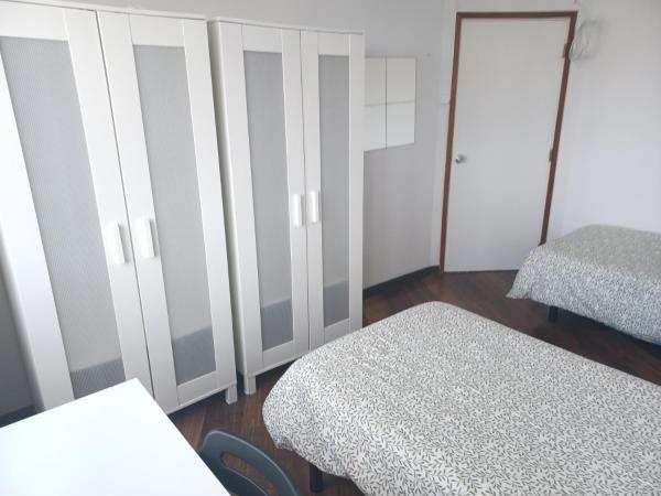 Oporto Sea Rooms : photo 1 de la chambre chambre lits jumeaux avec salle de bains commune