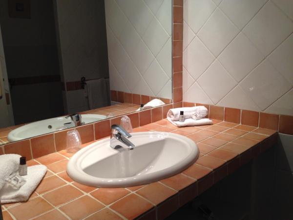 Hotel de la Plage : photo 8 de la chambre chambre triple avec accès à la plage