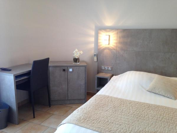 Hotel de la Plage : photo 5 de la chambre chambre triple avec balcon