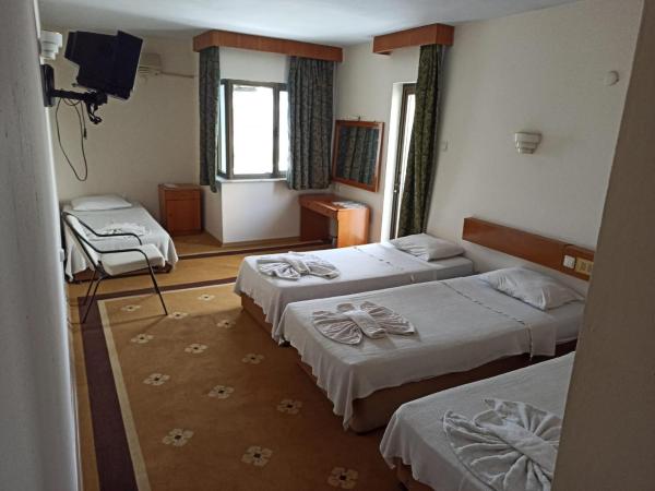 Dias Hotel : photo 1 de la chambre chambre triple
