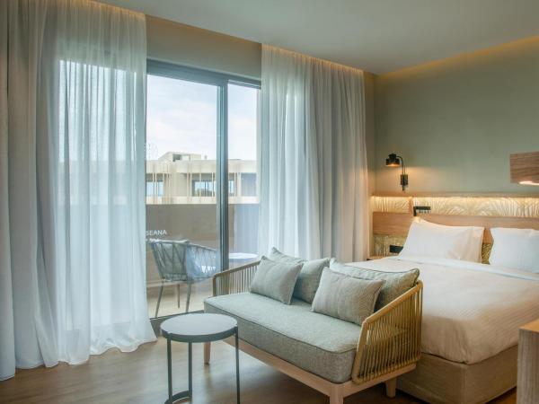 SENSEANA Sea Side Resort & Aquadventure : photo 3 de la chambre chambre double classique - vue sur jardin