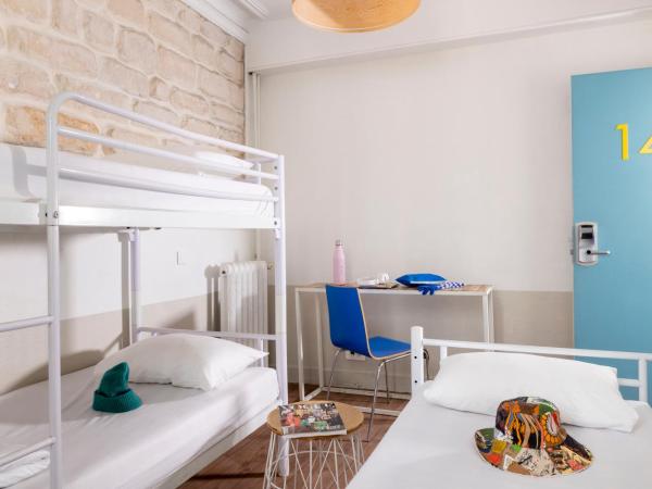 Le Regent Montmartre by Hiphophostels : photo 2 de la chambre chambre triple (3 adultes)