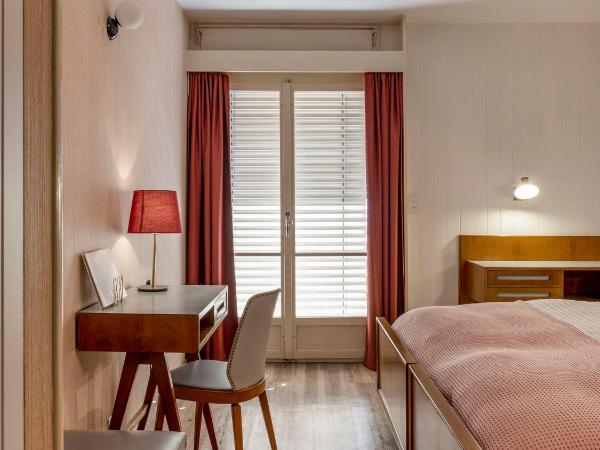 Chez Elsy - Crans-Sapins : photo 8 de la chambre chambre lits jumeaux avec balcon