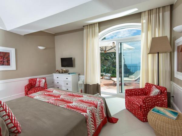 Hotel Della Piccola Marina : photo 2 de la chambre suite avec terrasse - vue sur mer