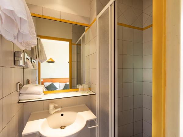 Hôtel des Récollets : photo 2 de la chambre chambre double confort plus