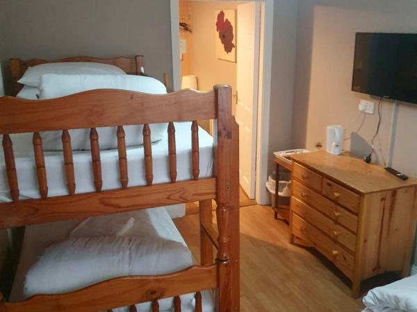 John Street Guest House : photo 1 de la chambre chambre double avec salle de bains privative