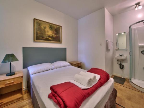 Hotel Mini Inc : photo 5 de la chambre chambre quadruple avec salle de bains commune