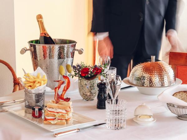 Grand Hotel Zermatterhof : photo 1 de la chambre chambre double de luxe