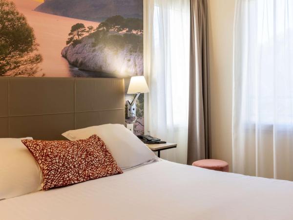 Best Western Hotel & SPA Coeur De Cassis : photo 3 de la chambre chambre lit queen-size classique