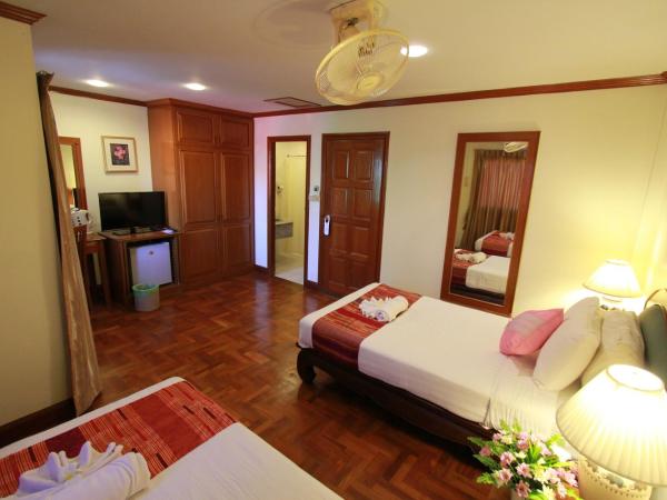 Hua Hin Golf Villa : photo 5 de la chambre chambre double ou lits jumeaux supérieure