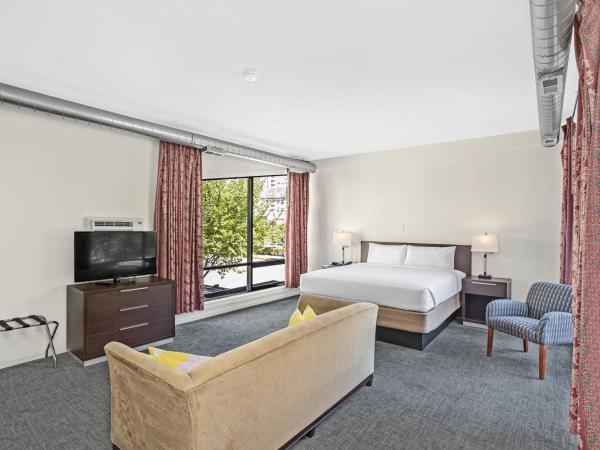 Ohio House Motel : photo 4 de la chambre suite lit king-size avec canapé-lit - non-fumeurs