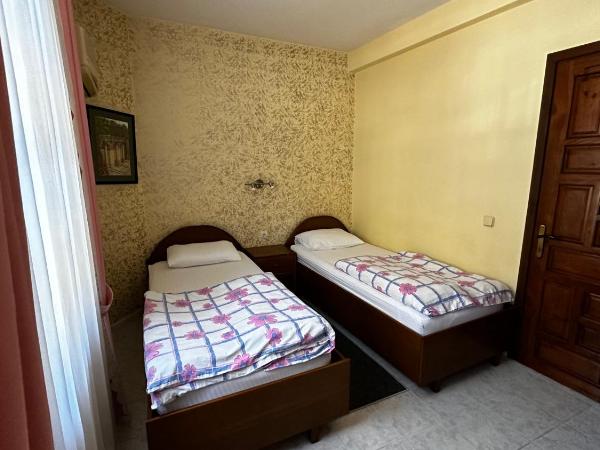 Sultan Pension : photo 9 de la chambre chambre double ou lits jumeaux standard