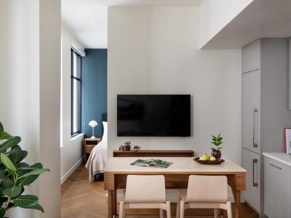 ROOST Detroit : photo 8 de la chambre studio lit king-size