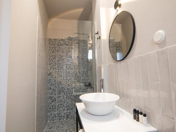 MeYia studios : photo 5 de la chambre studio lit king-size deluxe