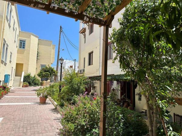 Naxos Philoxenia : photo 7 de la chambre appartement - vue sur jardin