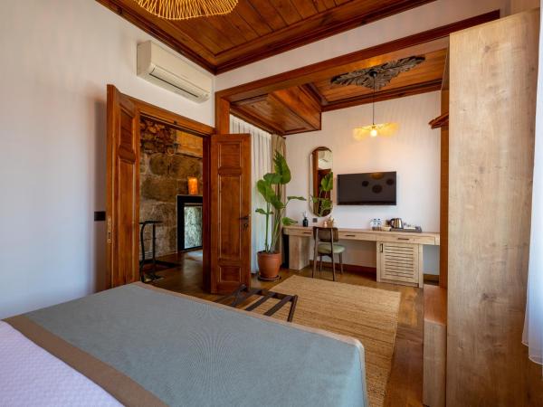 Route Hotel Kaleici - Adult Only (12+) : photo 4 de la chambre suite deluxe avec lit king-size