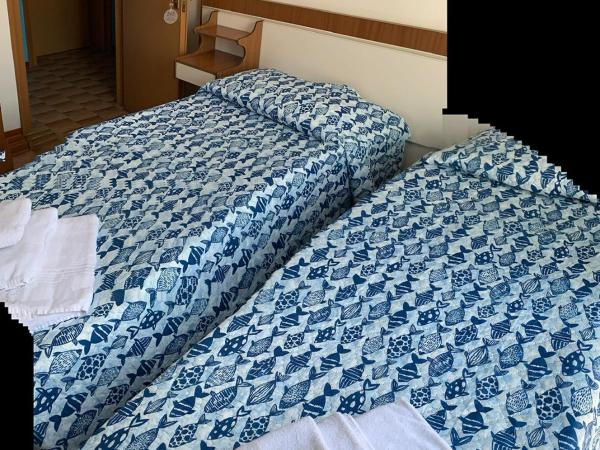 Hotel Estense : photo 4 de la chambre chambre double ou lits jumeaux