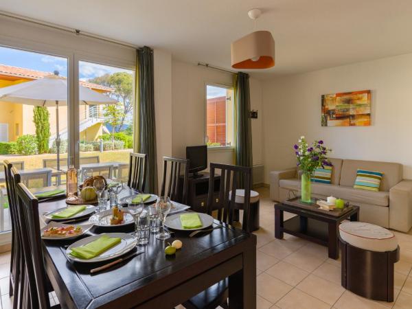 Lagrange Vacances Les Terrasses des Embiez : photo 6 de la chambre appartement 1 chambre avec alcôve (6 adultes)