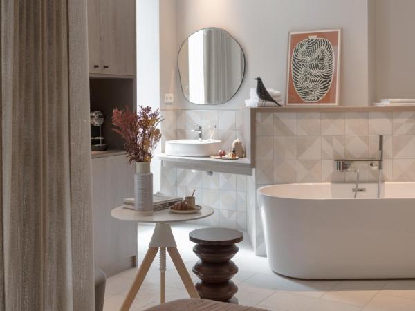 MiHotel Sala : photo 8 de la chambre suite supérieure « jaspe »