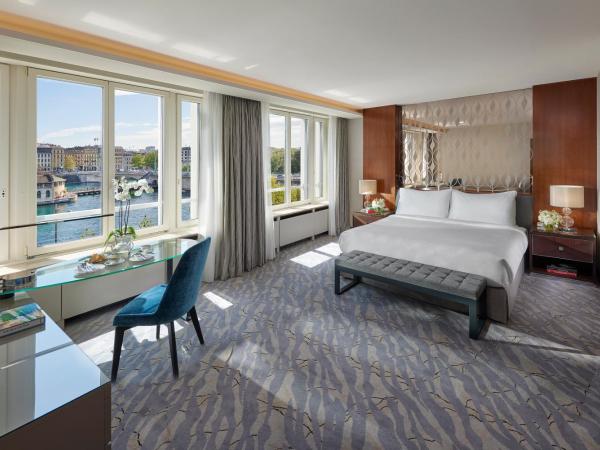 Mandarin Oriental, Geneva : photo 8 de la chambre suite d'angle lit king-size avec vue sur la rivière