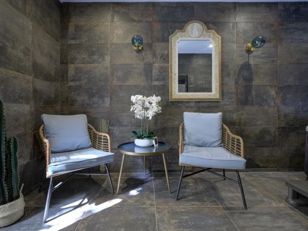 Jacuzzi, Mer 3 min, B&B : photo 10 de la chambre chambre supérieure lit queen-size