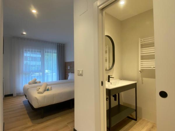 DONOSTIA ROOMS : photo 2 de la chambre chambre lits jumeaux