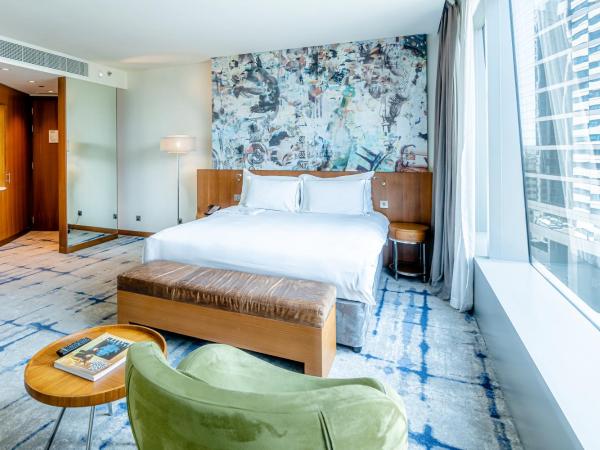 Media One Hotel : photo 2 de la chambre suite junior