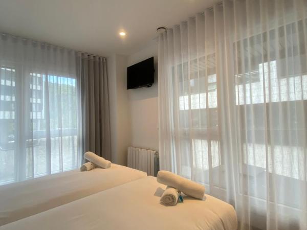 DONOSTIA ROOMS : photo 4 de la chambre chambre lits jumeaux