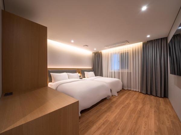 Comfort inn Yeouido : photo 3 de la chambre chambre lits jumeaux deluxe
