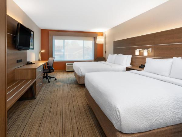 Holiday Inn Express & Suites Tucson North, Marana, an IHG Hotel : photo 2 de la chambre chambre standard avec 2 lits queen-size et douche accessible en fauteuil roulant - adaptée aux personnes à mobilité réduite