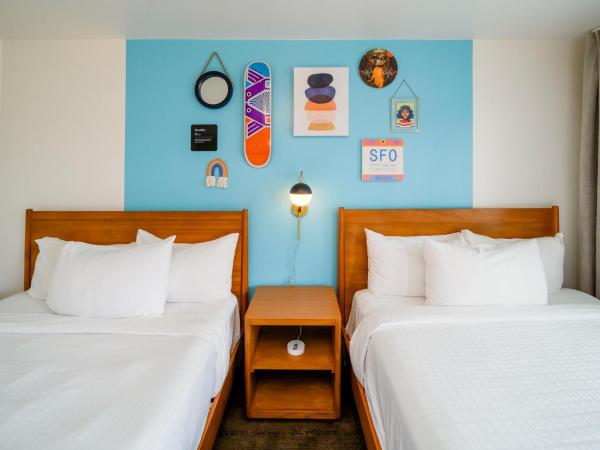 Beck's Motor Lodge : photo 2 de la chambre chambre supérieure avec 2 lits queen-size