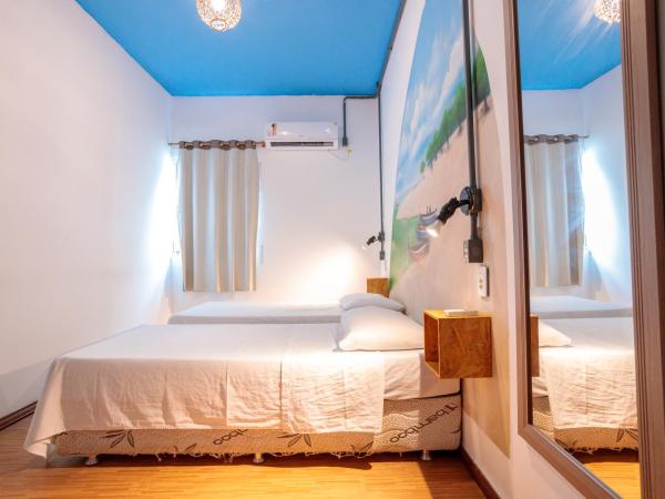 Local Hostel Manaus : photo 4 de la chambre chambre double avec salle de bains commune