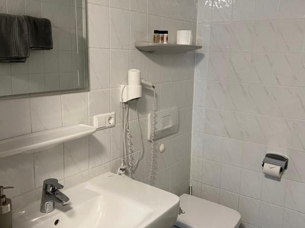Pension Lydia : photo 7 de la chambre chambre double