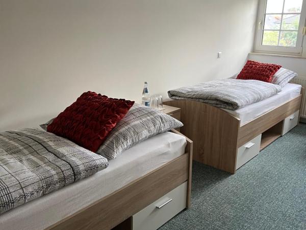Pension Lydia : photo 2 de la chambre chambre lits jumeaux