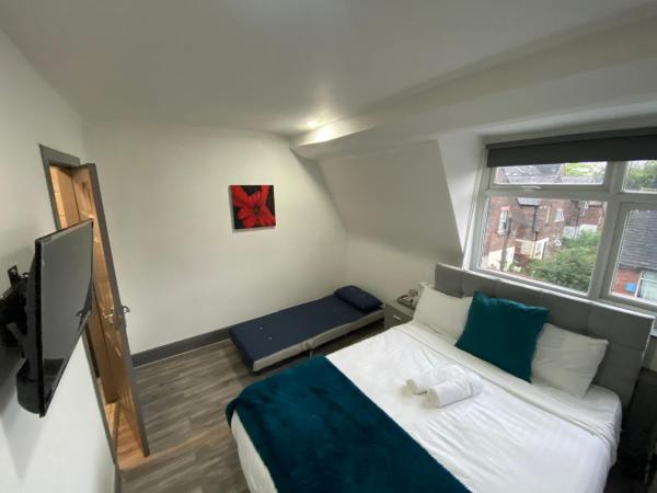 Nice Ensuite Rooms close to Anfield Stadium & city centre : photo 3 de la chambre chambre triple