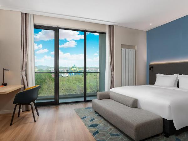 Holiday Inn Express Dalian Golden Pebble Beach, an IHG Hotel : photo 4 de la chambre standard king room with extra floor space