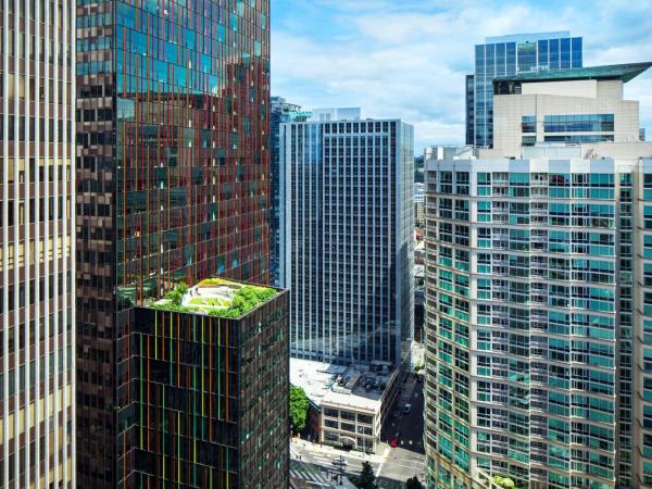 The Westin Seattle : photo 3 de la chambre chambre de luxe avec lit king-size et canapé-lit - Étage intermédiaire - vue sur ville