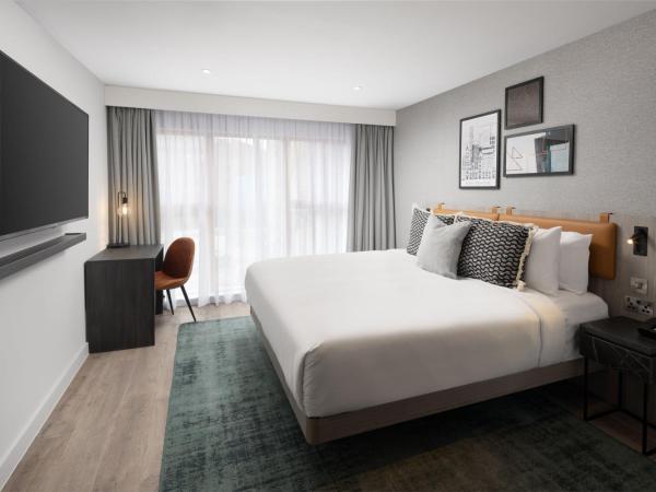 Residence Inn by Marriott Manchester Piccadilly : photo 8 de la chambre suite 1 chambre lit king-size avec canapé-lit