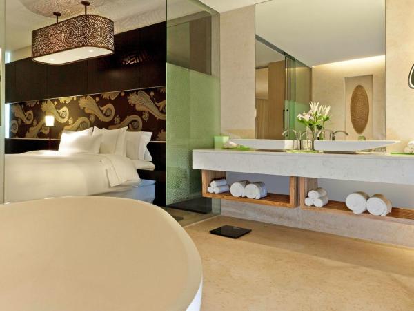The Westin Gurgaon, New Delhi : photo 8 de la chambre royal one-bedroom suite with executive lounge access
