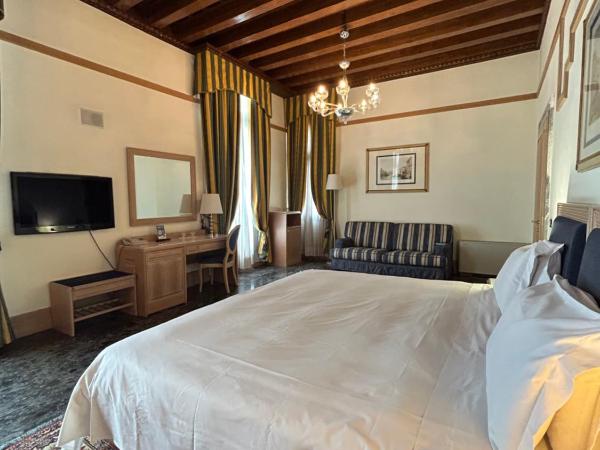 Foscari Palace : photo 5 de la chambre suite – vue sur canal