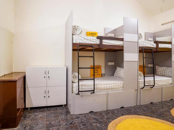 Urban Nomads Pods Parkview CoLive and CoWork : photo 3 de la chambre dortoir mixte de 8 lits