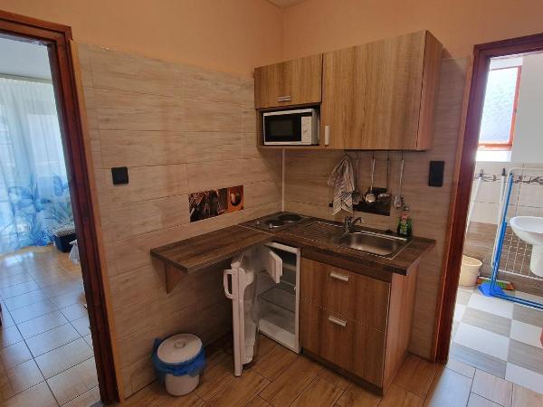 Napsugár Apartmanház : photo 3 de la chambre appartement 1 chambre