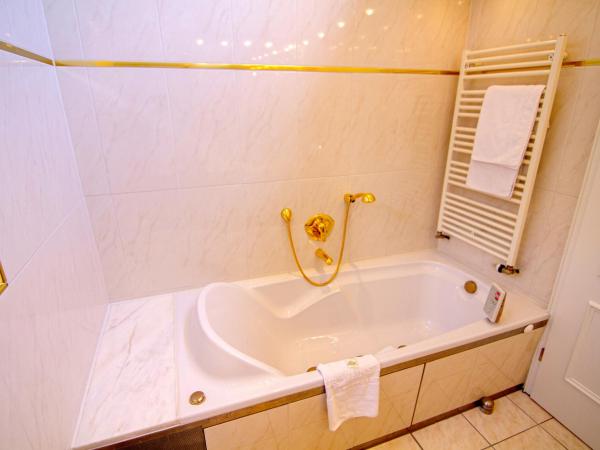 Zur Weinsteige : photo 7 de la chambre suite junior dépendance