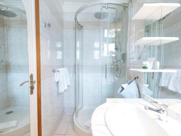 Coeur des Neiges : photo 7 de la chambre chambre quadruple - vue sur montagnes