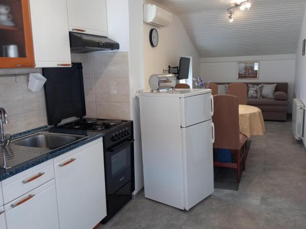 Apartmani Cvelic : photo 1 de la chambre appartement 2 chambres